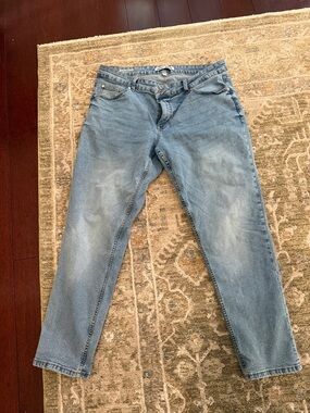 Dkny Light Wash Straight-Leg Jeans - Classic Blue Denim
